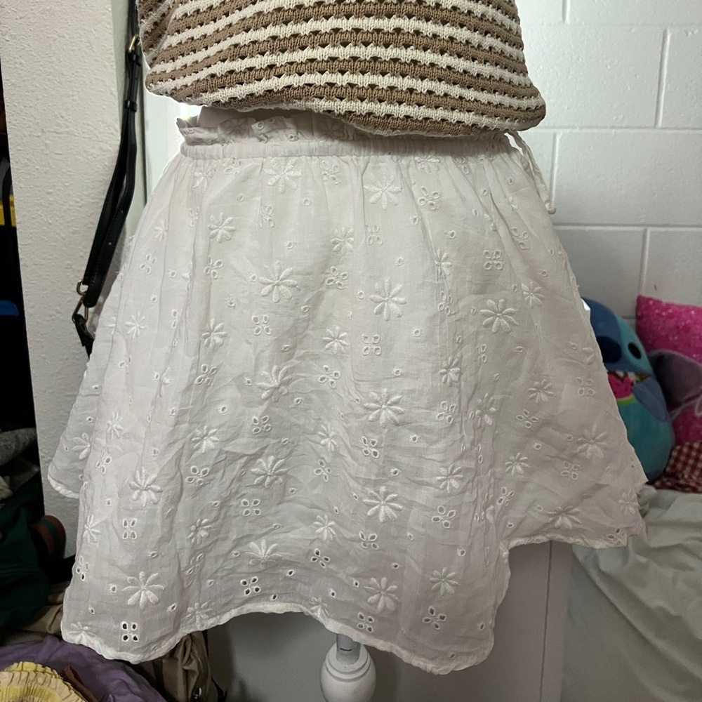 Aerie Side Tie eyelet skirt - Picture 2 of 3